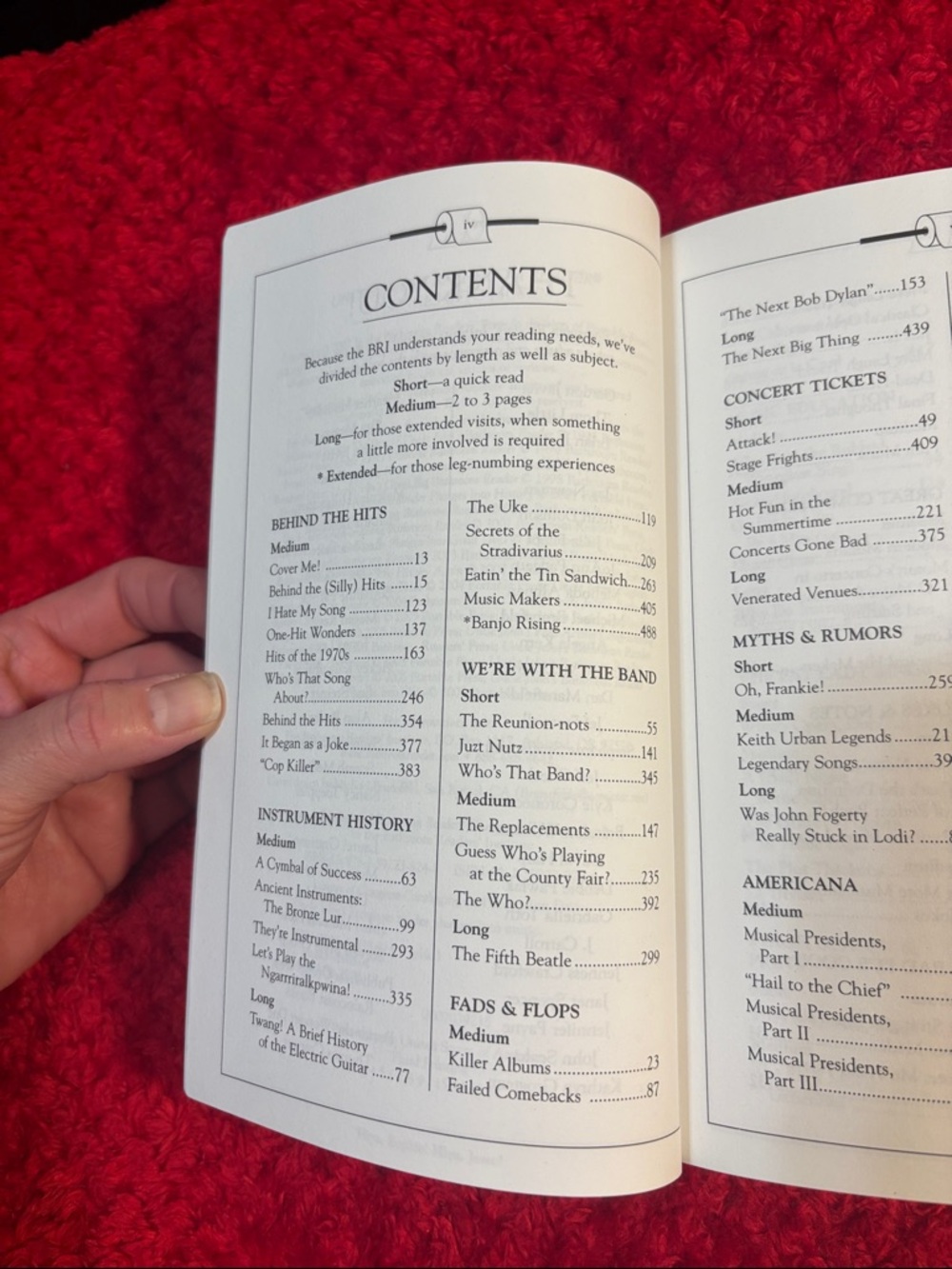 Uncle John's Bathroom Reader Book Bundle of 2 - Plunges into Music & Wise Up! - Picture 8 of 10
